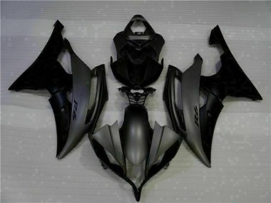 08-16 Matt Schwarz Yamaha YZF R6 Motorrad Vollverkleidung
